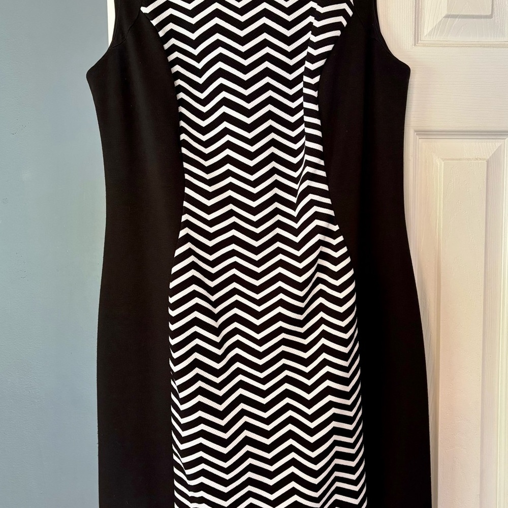 AB Studio Black and White Sheath Midi Dress